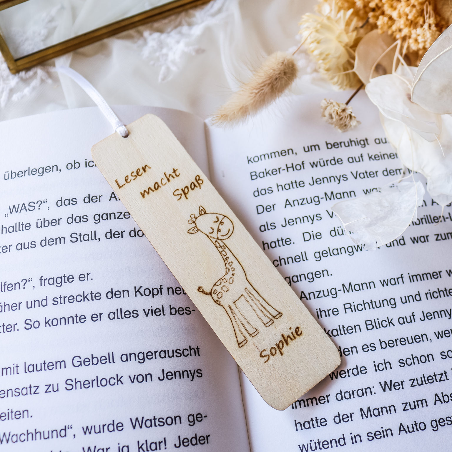 Lesezeichen Schulkind Holz Gravur Name Als Geschenk Einschulung