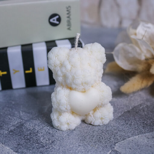 Handmade Kerze Kleiner Bär mit Herz Rapswachs
