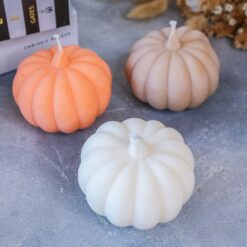 Runder Kürbis Kerze Herbst - handgemacht aus Rapswachs - Deko Halloween