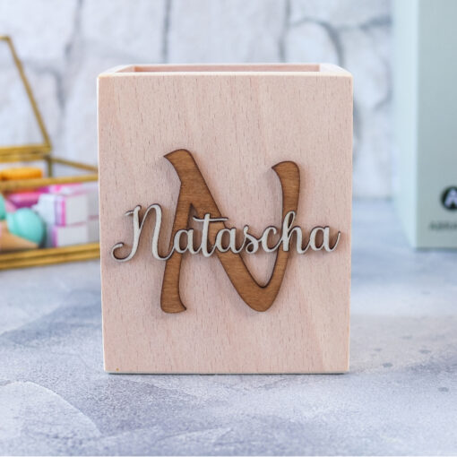Stiftehalter Holz Initiale - Schreibtisch - personalisierbar mit Name - Stiftebox - Geschenk Einschulung – Bild 4