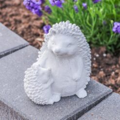 Igel Mama und Kind aus Beton
