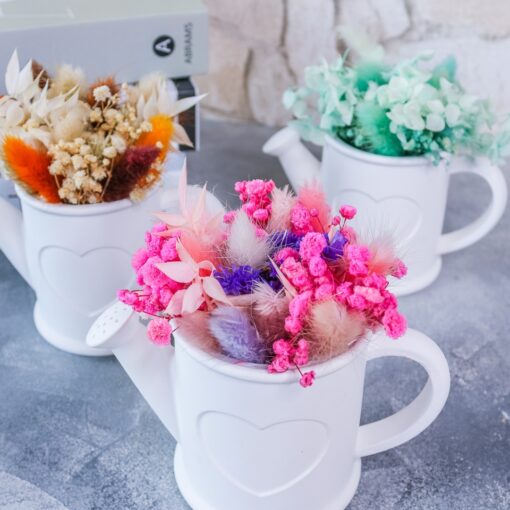 Giesskanne aus Raysin - dekoriert mit Trockenblumen - Deko Hygge Geschenk Mitbringsel – Bild 3