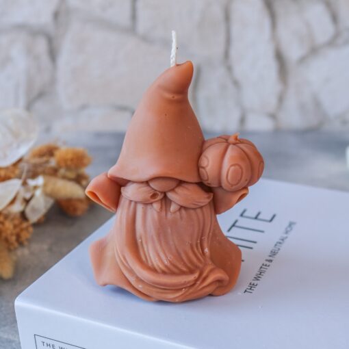 Wichtel Kerze Herbst - handgemacht aus Rapswachs - Deko Halloween – Bild 5