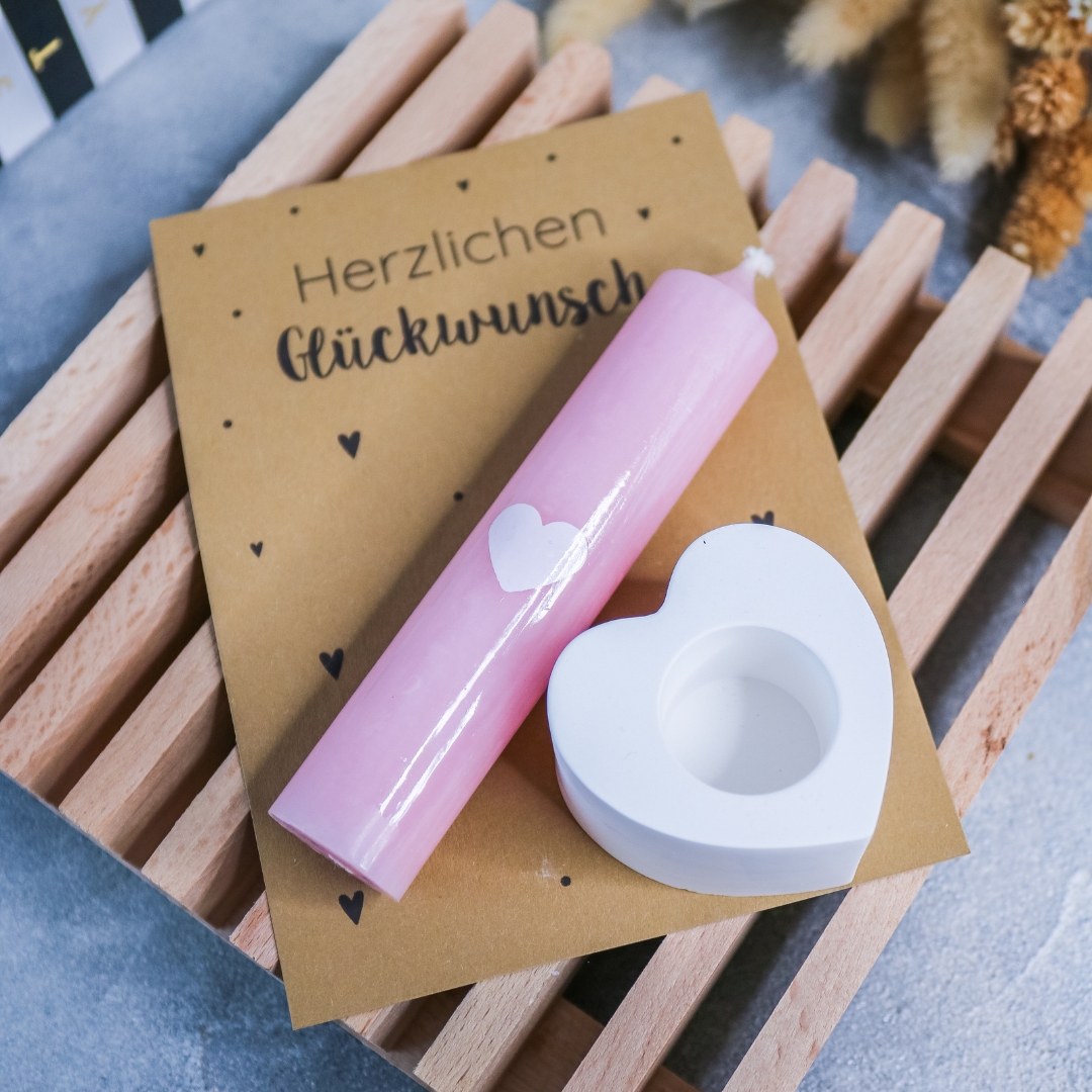 Herzlichen Glückwunsch Geschenkset mit Stabkerze und Herz Kerzenständer - Mitbringsel Geburtstag – Bild 2