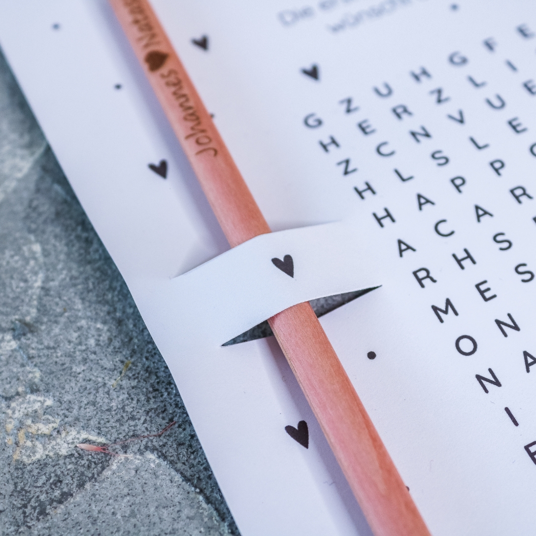 Liebesorakel Geschenkkarte mit Bleistift - personalisiert mit Name - Brautpaar Hochzeit Hochzeitsspiel Gastgeschenk – Bild 5