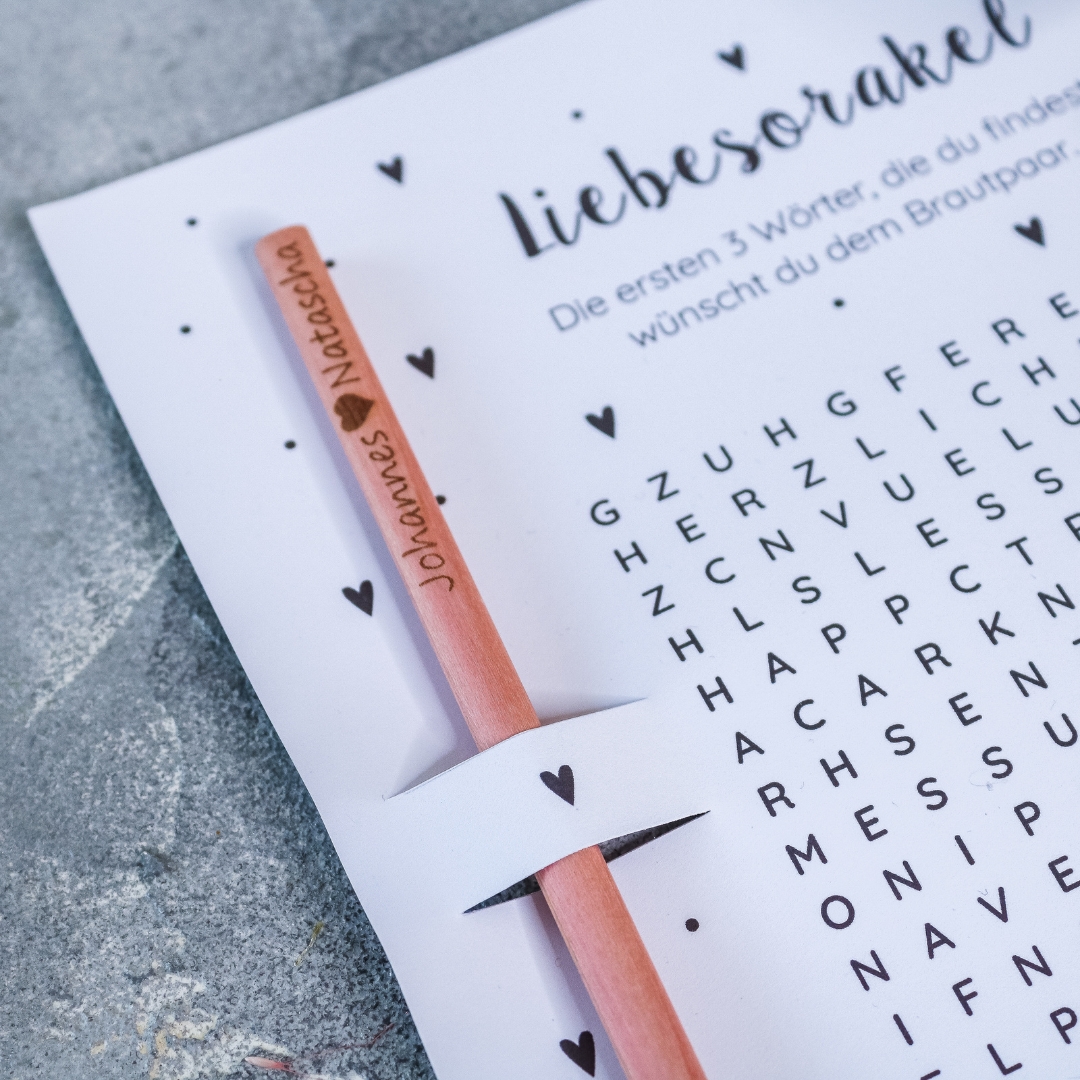 Liebesorakel Geschenkkarte mit Bleistift - personalisiert mit Name - Brautpaar Hochzeit Hochzeitsspiel Gastgeschenk – Bild 4