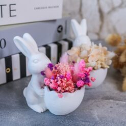 Hase mit Korb - dekoriert mit Trockenblumen - Deko Hygge Geschenk Mitbringsel Ostern Frühling