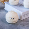 Kugel Kerze Mumie aus Rapswachs - Deko Herbst Halloween Interior