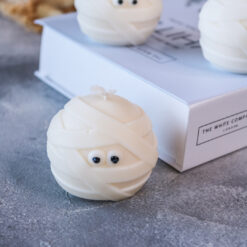 Kugel Kerze Mumie aus Rapswachs - Deko Herbst Halloween Interior