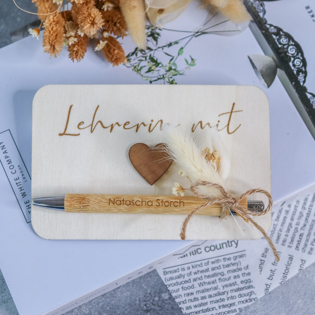 Kugelschreiber mit Geschenkkarte - personalisiert mit Name - Geschenk Lehrerin Erzieherin Abschied Schule Kindergarten – Bild 8