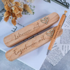Kugelschreiber mit Etui & Gravur - personalisiert mit Name - Geschenk Lehrerin Erzieherin Abschied Schule Kindergarten