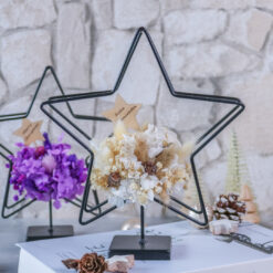 Stern aus Metall dekoriert mit Trockenblumen - Dekoration Winter Weihnachten – Bild 3